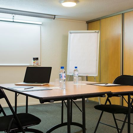 Comfort Hotel Étampes Εξωτερικό φωτογραφία
