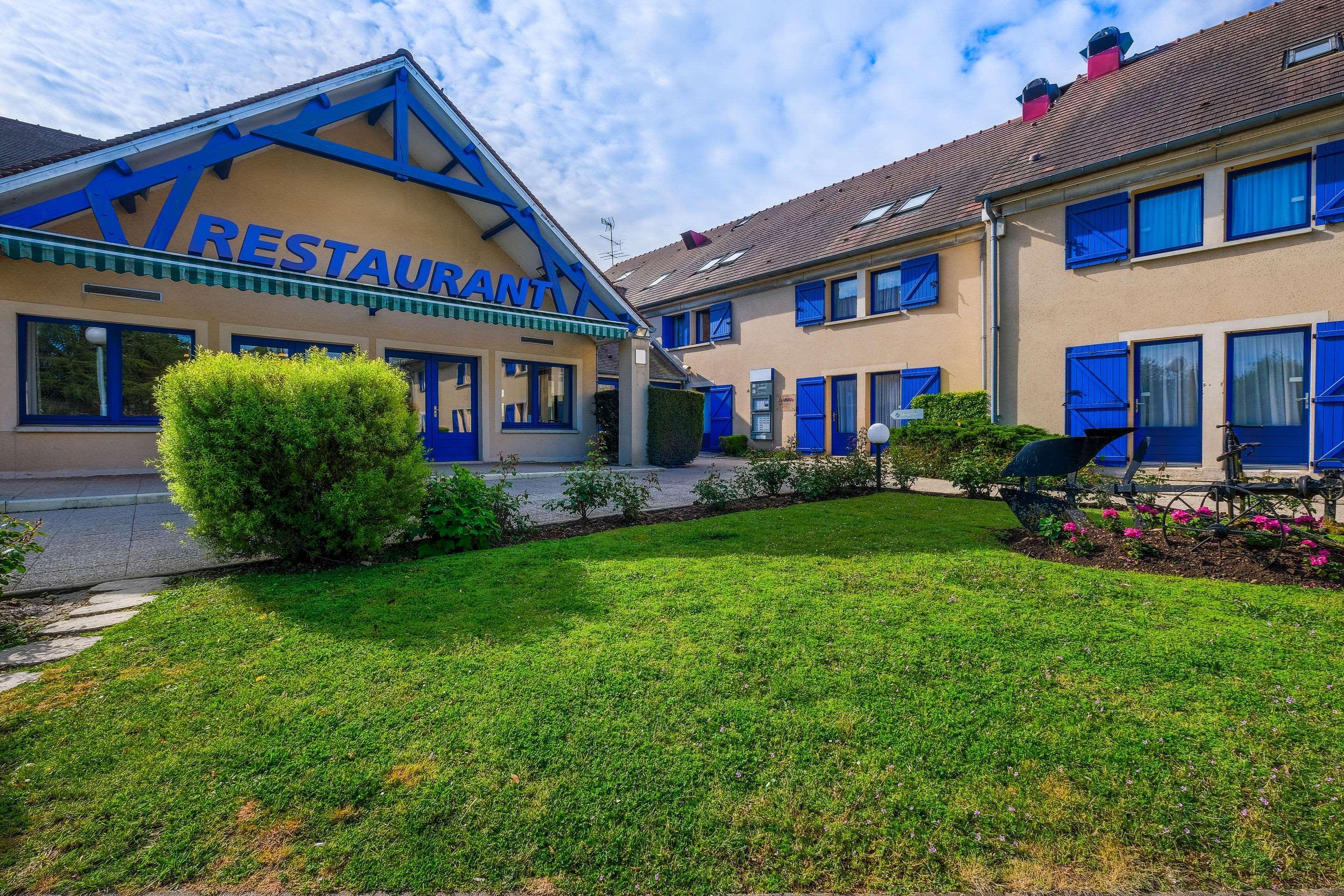 Comfort Hotel Étampes Εξωτερικό φωτογραφία