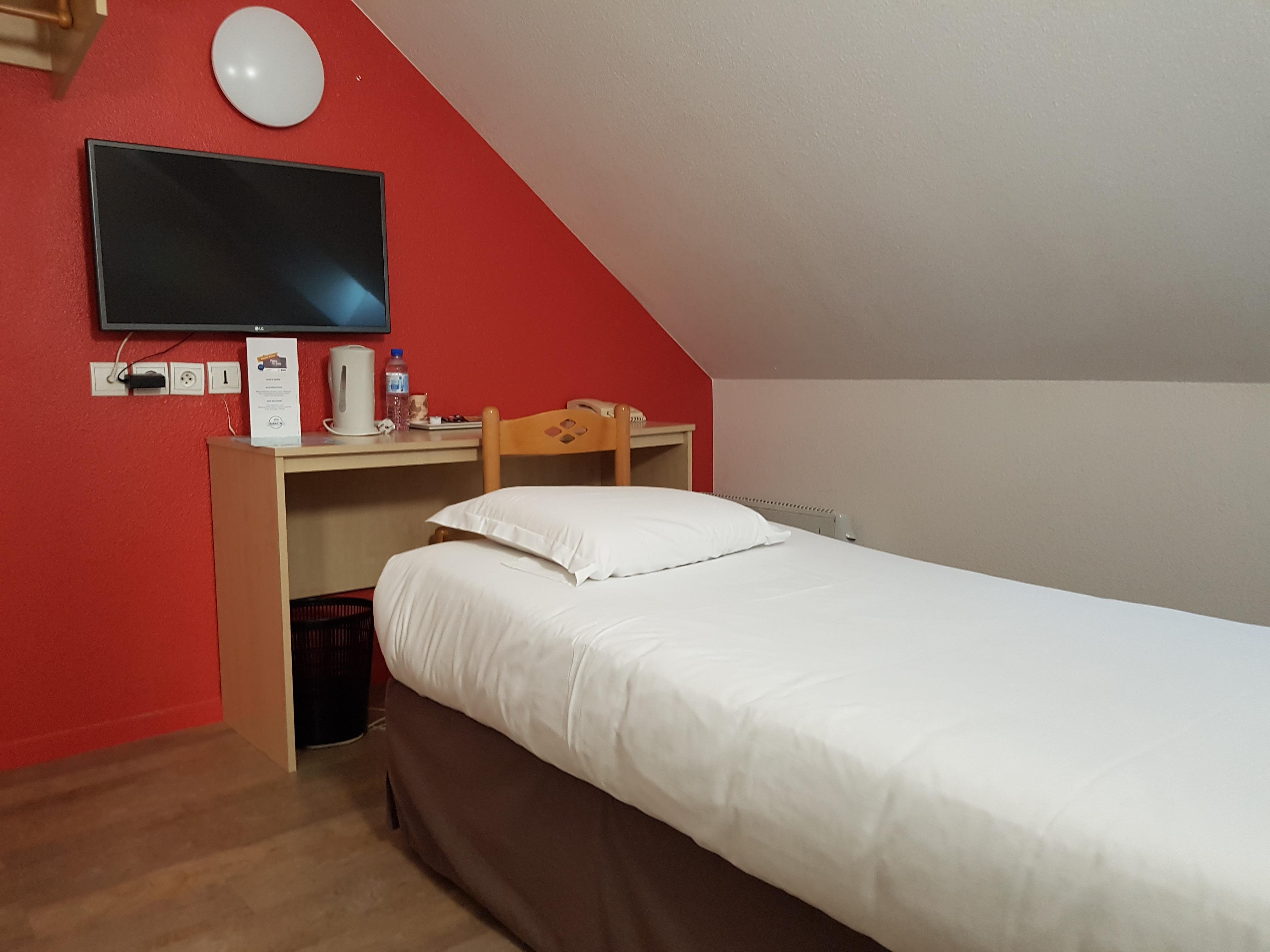 Comfort Hotel Étampes Εξωτερικό φωτογραφία