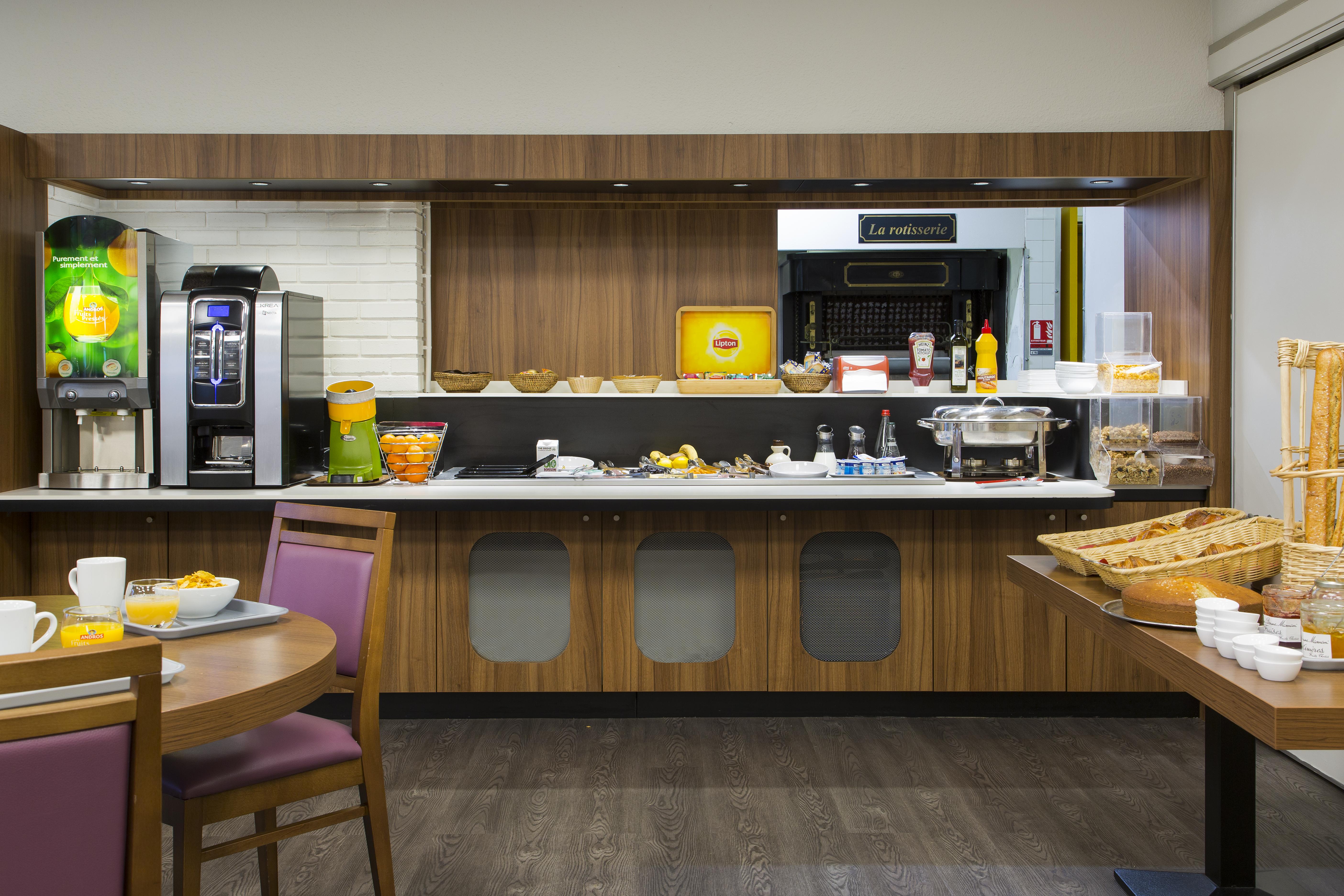 Comfort Hotel Étampes Εξωτερικό φωτογραφία