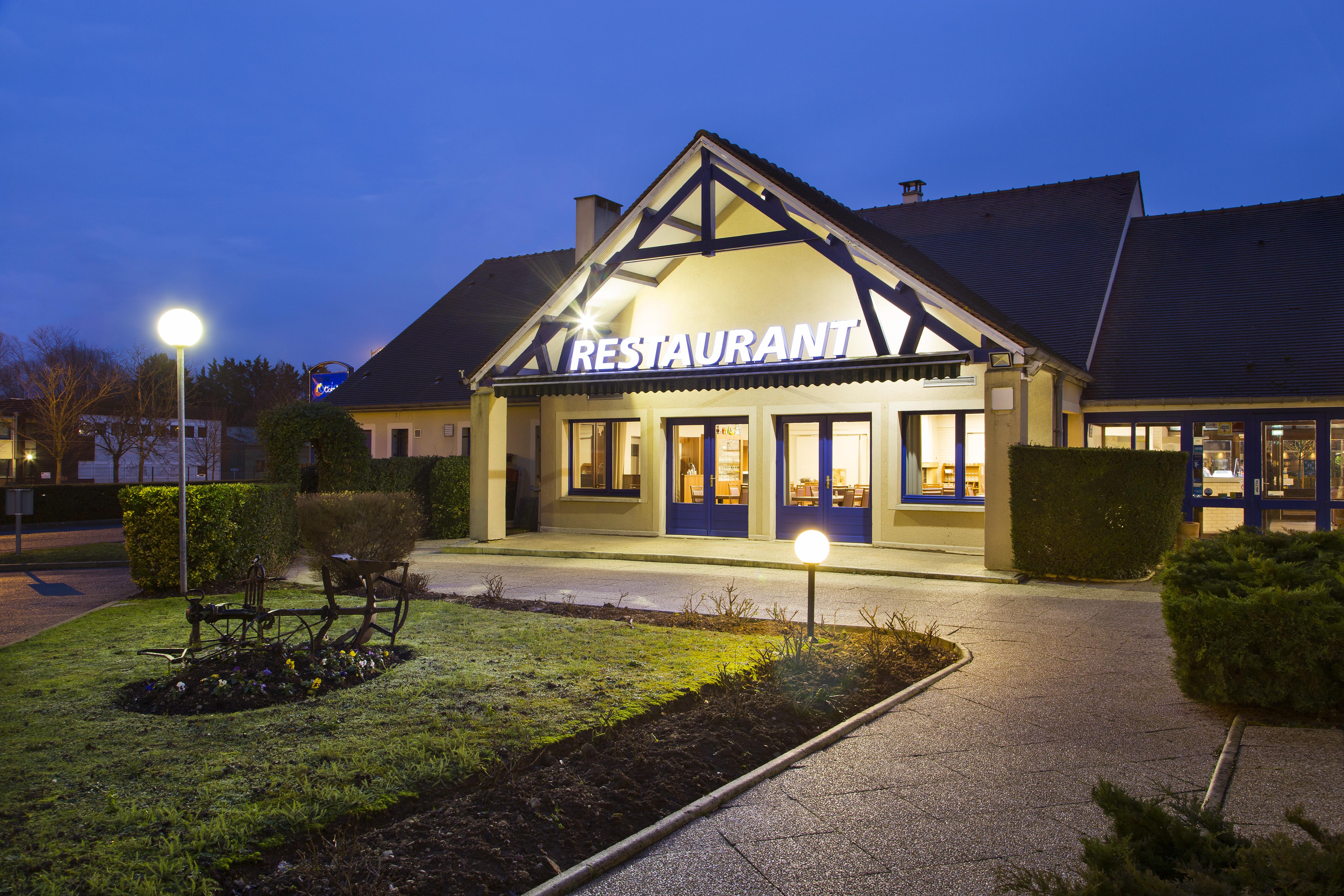 Comfort Hotel Étampes Εξωτερικό φωτογραφία