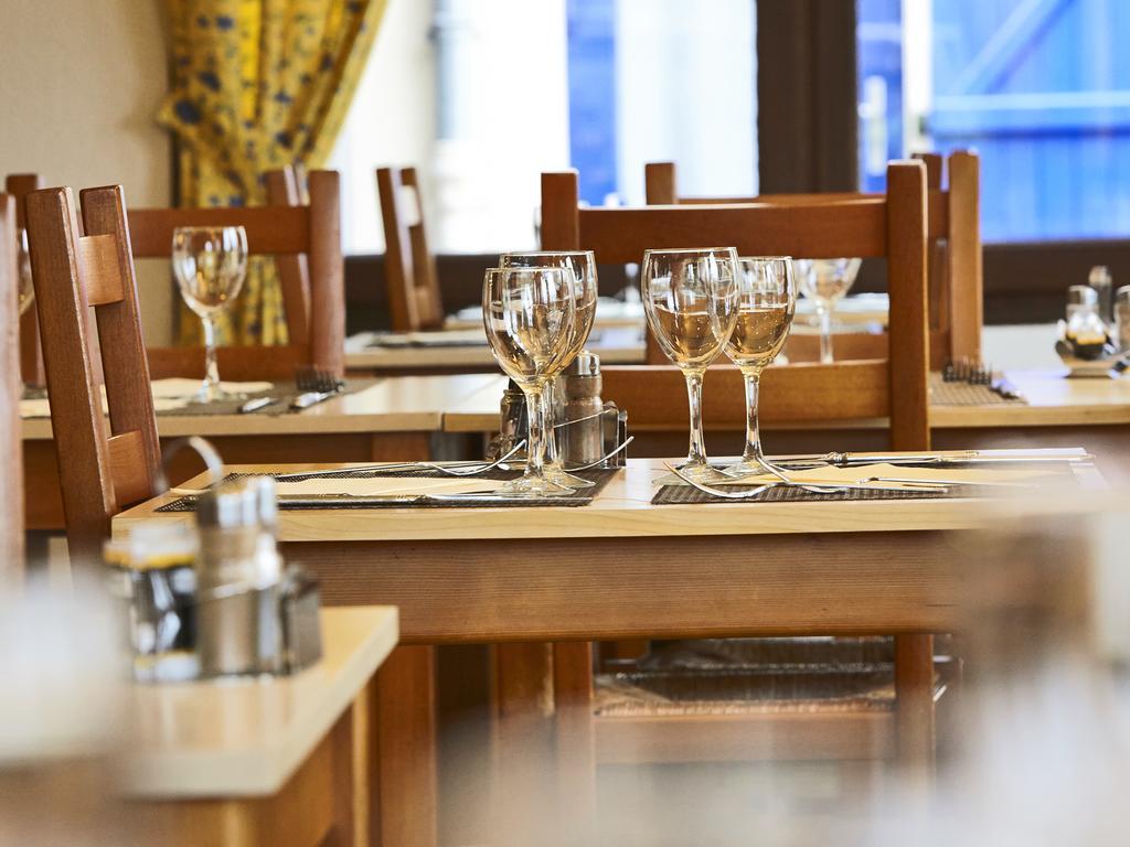 Comfort Hotel Étampes Εξωτερικό φωτογραφία