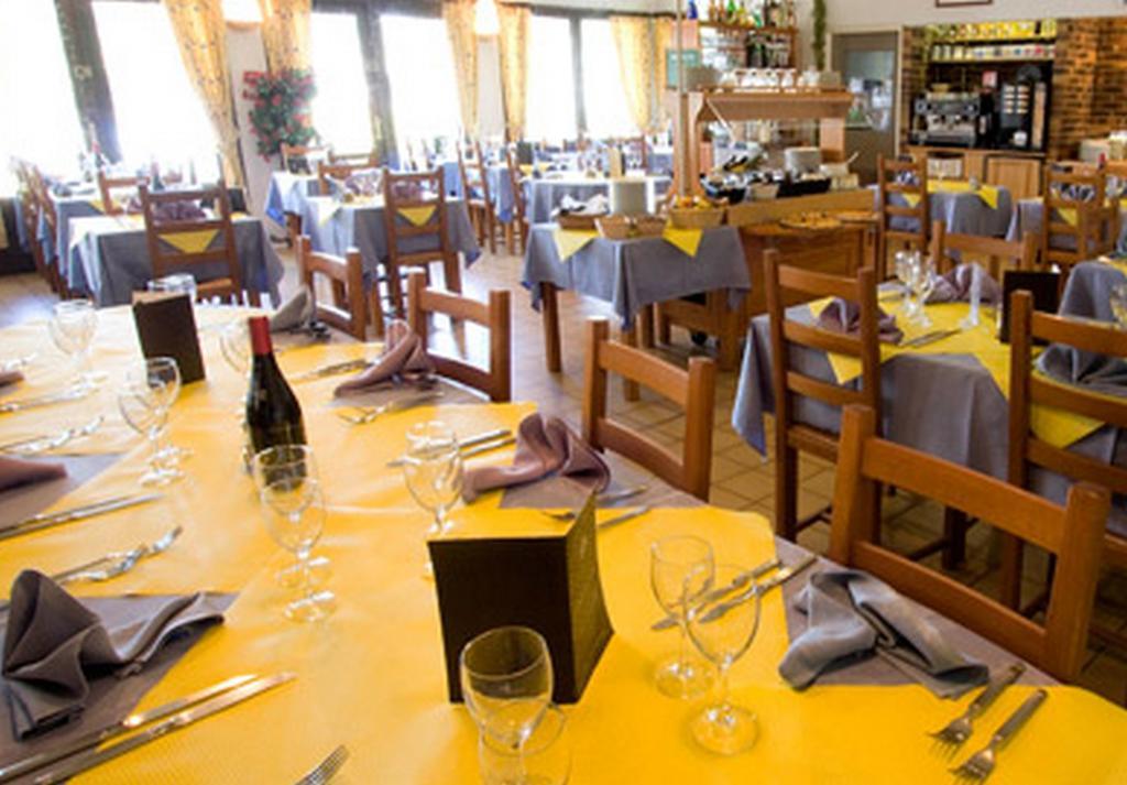 Comfort Hotel Étampes Εξωτερικό φωτογραφία