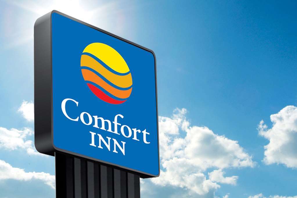 Comfort Hotel Étampes Εξωτερικό φωτογραφία